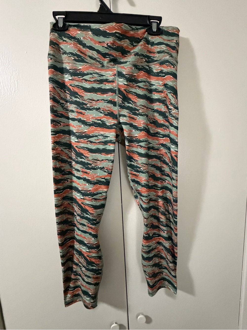 Fabletics Green and Coral Wave Print Leggings